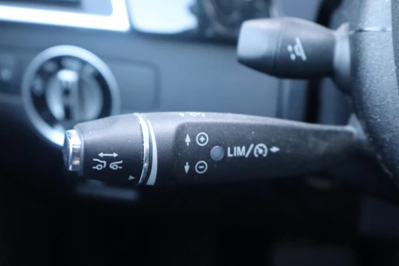 Mercedes-Benz M-Klasse - Afbeelding 29 van 30