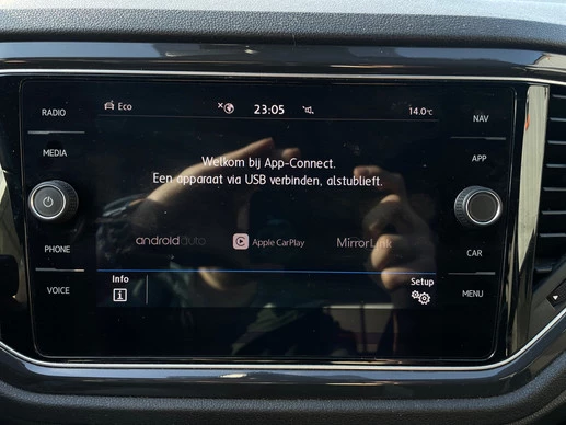 Volkswagen T-Roc - Afbeelding 19 van 28