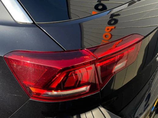 Volkswagen T-Roc - Afbeelding 23 van 28