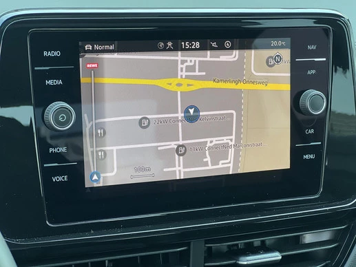 Volkswagen T-Roc - Afbeelding 16 van 25