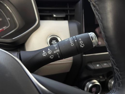 Renault Clio - Afbeelding 19 van 30