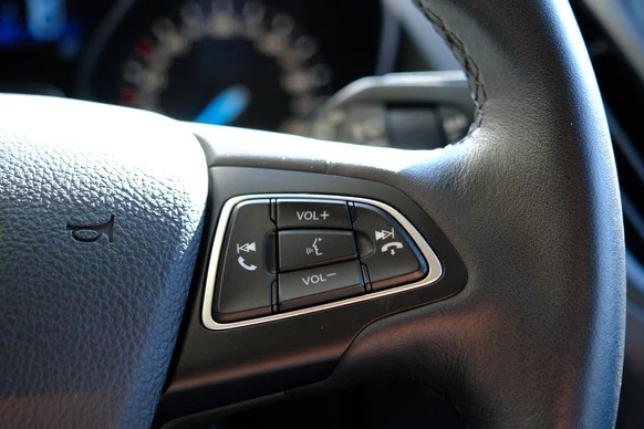 Ford Kuga - Afbeelding 21 van 30