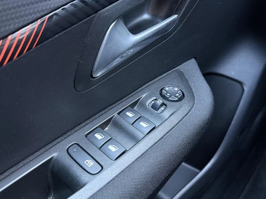 Peugeot 208 - Afbeelding 17 van 30