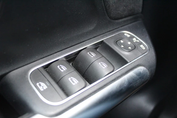 Mercedes-Benz B-Klasse - Afbeelding 18 van 30