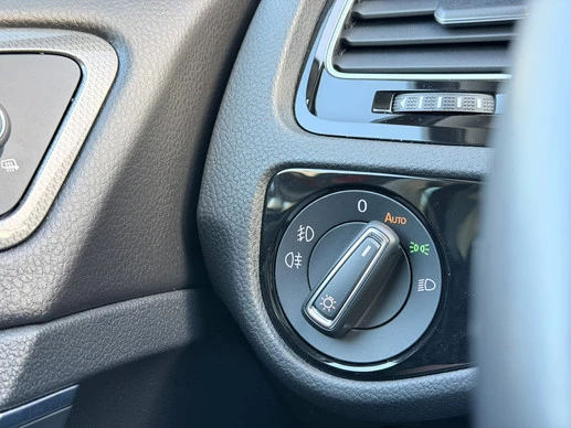 Volkswagen Golf - Afbeelding 18 van 27