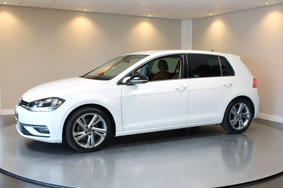 Volkswagen Golf - Afbeelding 1 van 30