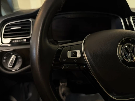 Volkswagen Golf - Afbeelding 15 van 30