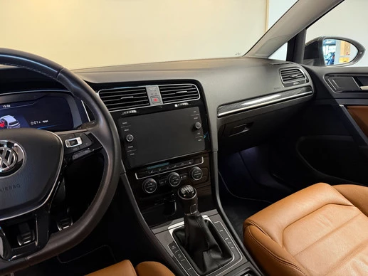 Volkswagen Golf - Afbeelding 18 van 30