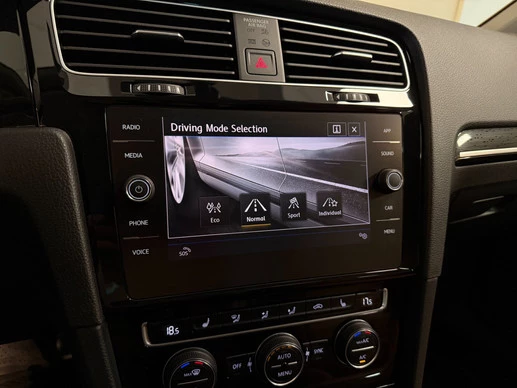 Volkswagen Golf - Afbeelding 22 van 30