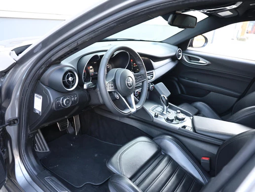 Alfa Romeo Giulia - Afbeelding 11 van 30