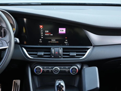 Alfa Romeo Giulia - Afbeelding 15 van 30