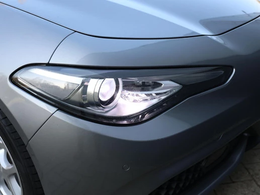 Alfa Romeo Giulia - Afbeelding 22 van 30