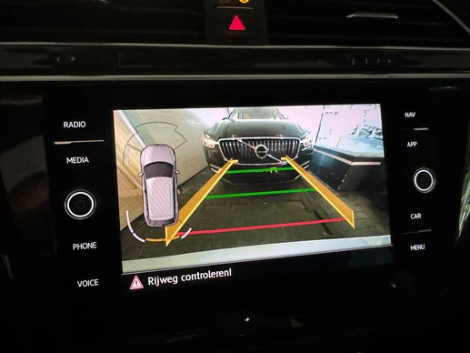 Volkswagen Tiguan - Afbeelding 22 van 30