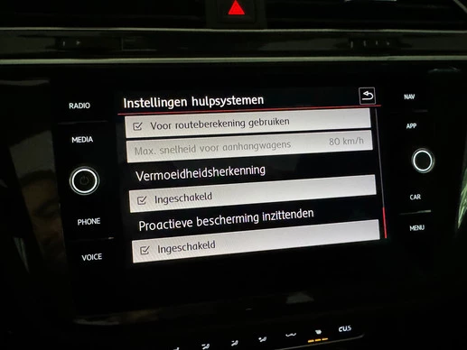 Volkswagen Tiguan - Afbeelding 25 van 30