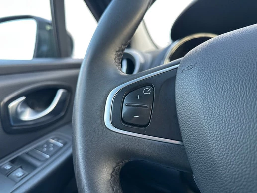 Renault Clio - Afbeelding 13 van 17