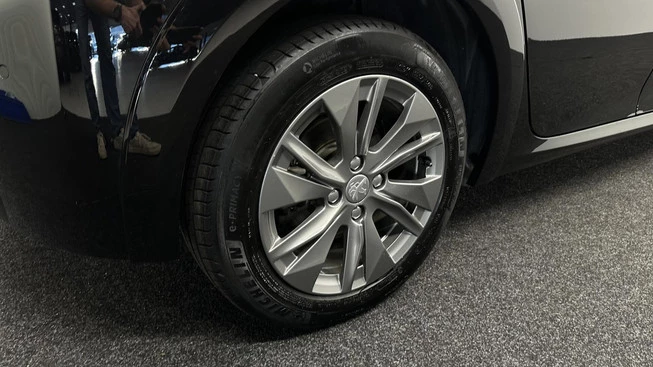 Peugeot e-208 - Afbeelding 14 van 30