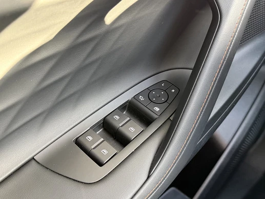 MG HS - Afbeelding 11 van 30