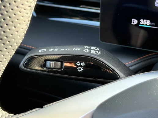 MG HS - Afbeelding 14 van 30