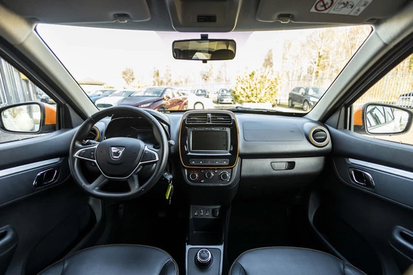 Dacia Spring - Afbeelding 16 van 30