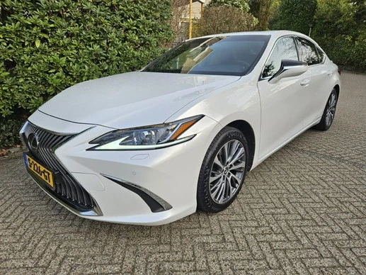 Lexus ES - Afbeelding 3 van 30