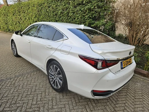 Lexus ES - Afbeelding 6 van 30