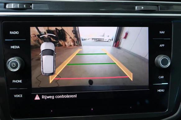 Volkswagen Tiguan - Afbeelding 19 van 30