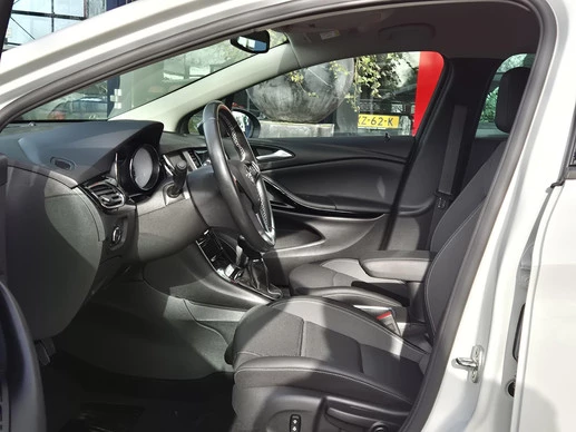 Opel Astra - Afbeelding 14 van 24