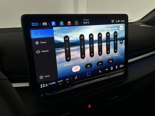 Volkswagen T-Roc - Afbeelding 29 van 30