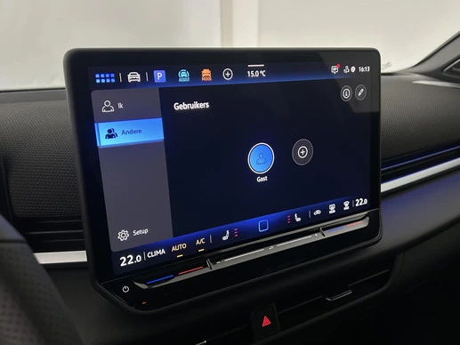 Volkswagen T-Roc - Afbeelding 28 van 30