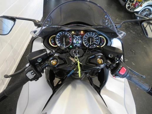 Suzuki GSX - Afbeelding 10 van 15