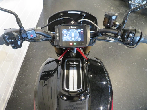 Indian FTR 1200 - Afbeelding 8 van 13