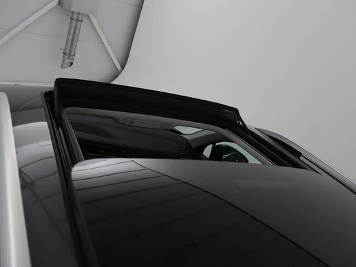 Volkswagen Tiguan - Afbeelding 16 van 30