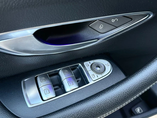 Mercedes-Benz E-Klasse - Afbeelding 25 van 30