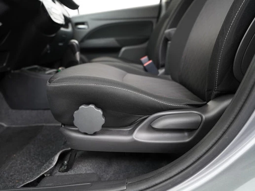 Mitsubishi Space Star - Afbeelding 26 van 30