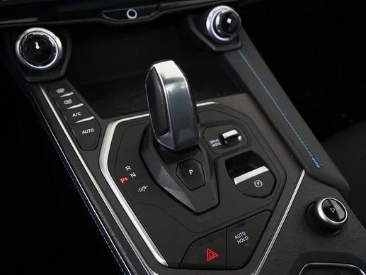 Lynk & Co 01 - Afbeelding 10 van 30