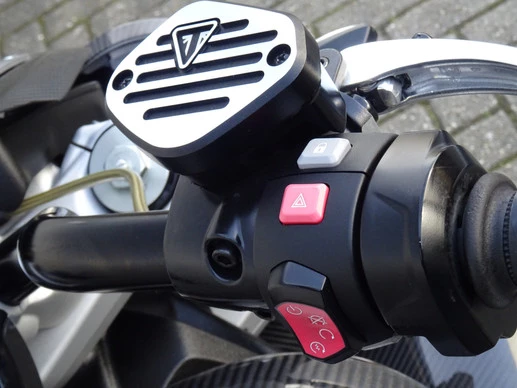 Triumph Rocket 3 - Afbeelding 9 van 19