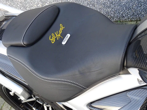 Triumph Rocket 3 - Afbeelding 14 van 19