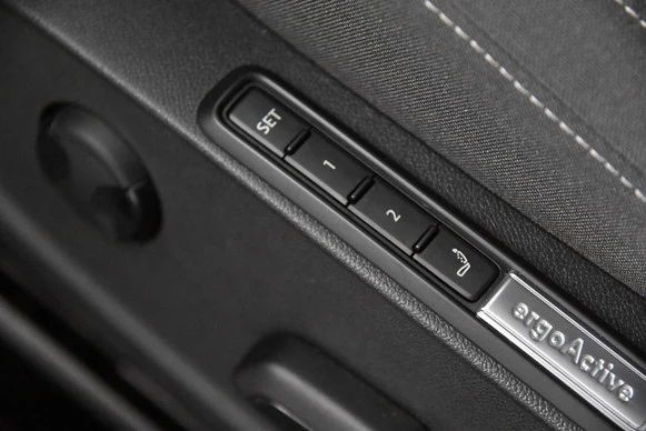 Volkswagen Golf - Afbeelding 15 van 28