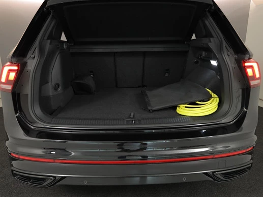 Volkswagen Tiguan - Afbeelding 24 van 28