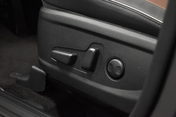 Hyundai Santa Fe - Afbeelding 26 van 28