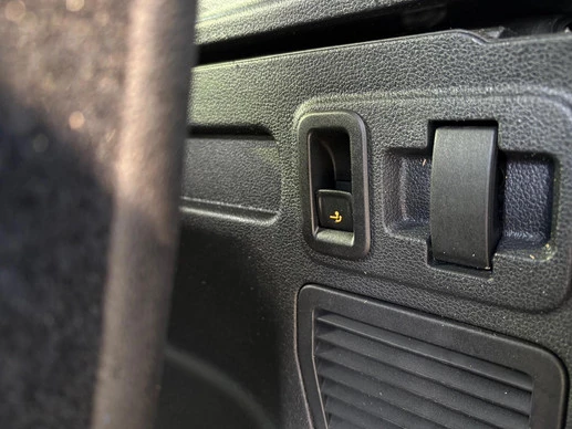 Volkswagen Touran - Afbeelding 11 van 30