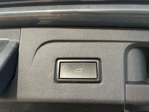 Volkswagen Touran - Afbeelding 13 van 30