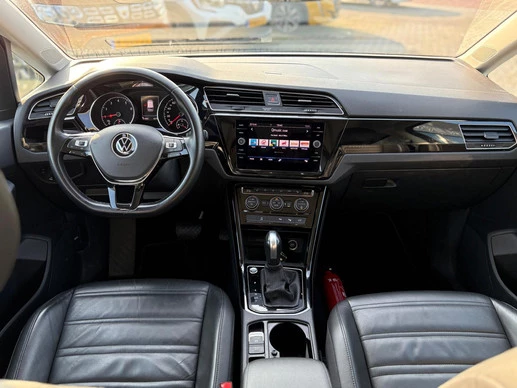 Volkswagen Touran - Afbeelding 17 van 30