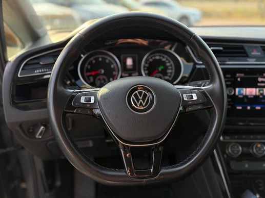 Volkswagen Touran - Afbeelding 22 van 30