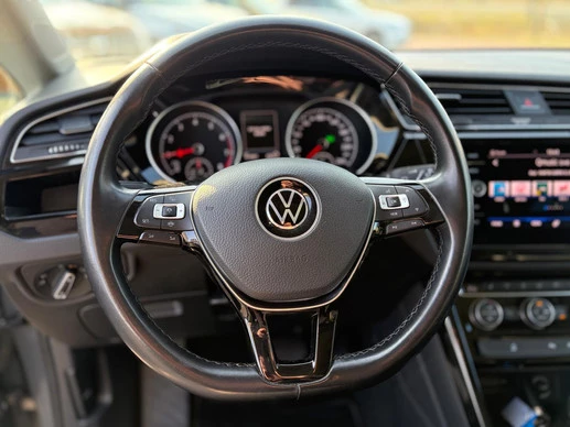 Volkswagen Touran - Afbeelding 23 van 30