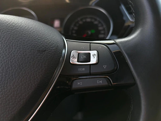 Volkswagen Touran - Afbeelding 24 van 30