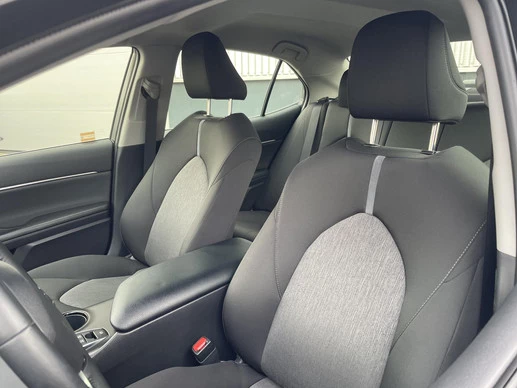 Toyota Camry - Afbeelding 2 van 24