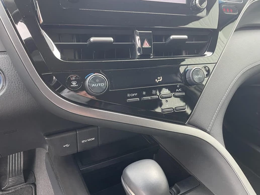 Toyota Camry - Afbeelding 14 van 24