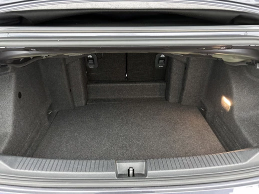 Volkswagen T-Roc - Afbeelding 26 van 30