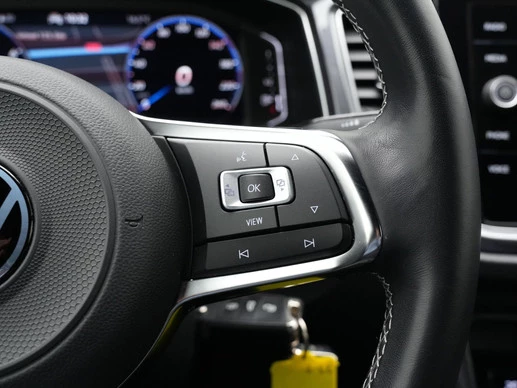 Volkswagen T-Roc - Afbeelding 23 van 30